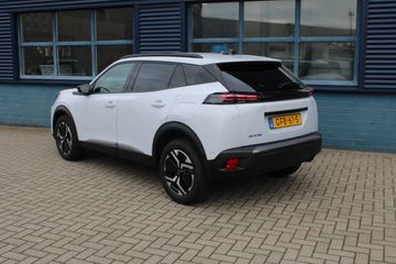 Voertuigafbeelding 3