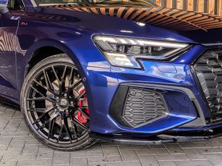 Voertuigafbeelding 32