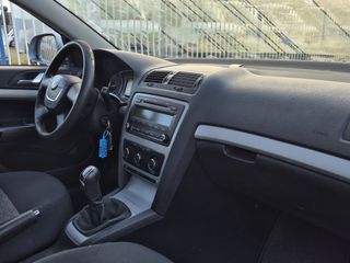 Voertuigafbeelding 10