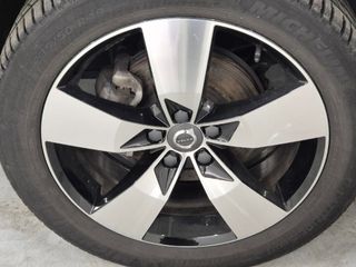 Voertuigafbeelding 9