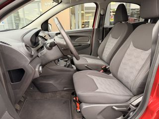 Voertuigafbeelding 10