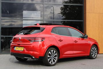 Voertuigafbeelding 2