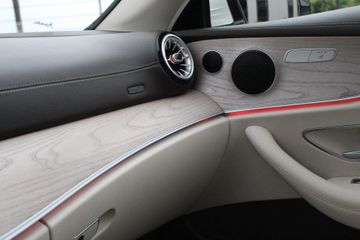 Voertuigafbeelding 38