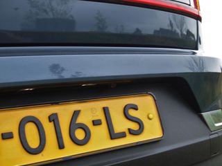 Voertuigafbeelding 12