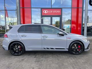 Voertuigafbeelding 3