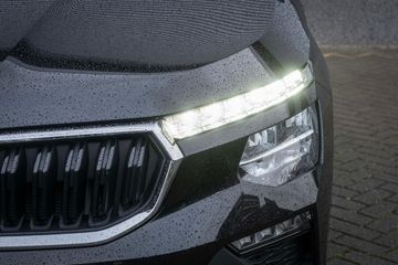 Voertuigafbeelding 6