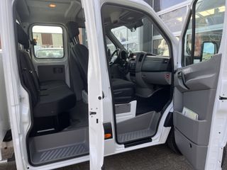 Voertuigafbeelding 8