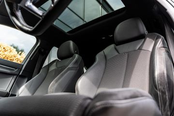 Voertuigafbeelding 9