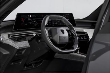 Voertuigafbeelding 12