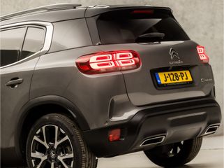 Voertuigafbeelding 12