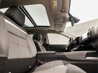 Voertuigafbeelding 7