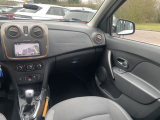 Voertuigafbeelding 6