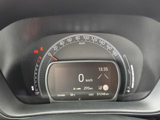 Voertuigafbeelding 9