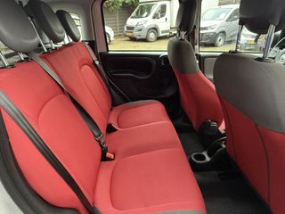 Voertuigafbeelding 8