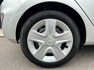 Voertuigafbeelding 4