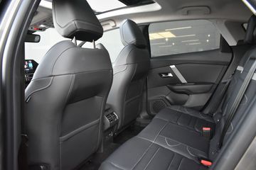 Voertuigafbeelding 10