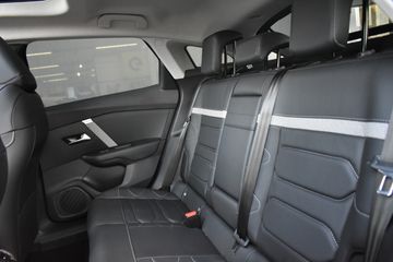 Voertuigafbeelding 11