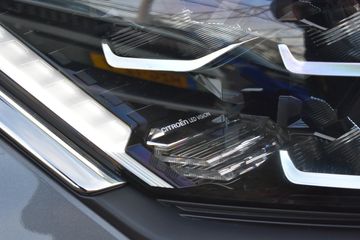 Voertuigafbeelding 31