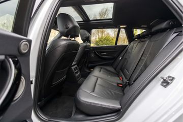 Voertuigafbeelding 16