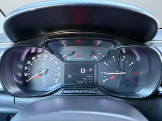 Voertuigafbeelding 14