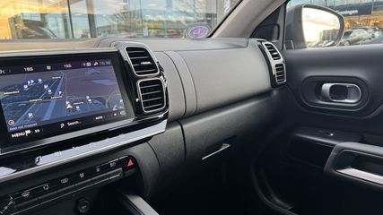 Voertuigafbeelding 12