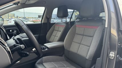 Voertuigafbeelding 7