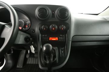 Voertuigafbeelding 11