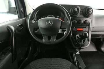 Voertuigafbeelding 6