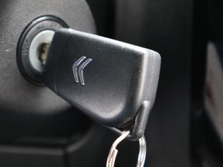 Voertuigafbeelding 19