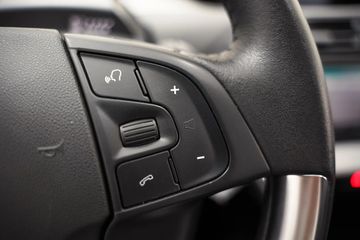 Voertuigafbeelding 17