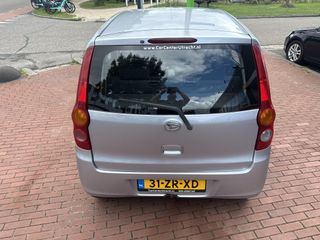 Voertuigafbeelding 8