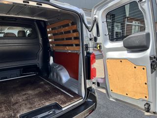 Voertuigafbeelding 16