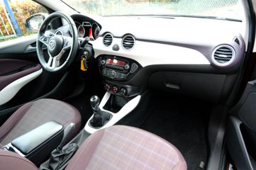 Voertuigafbeelding 4