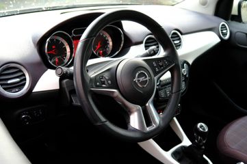 Voertuigafbeelding 5