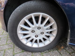 Voertuigafbeelding 19