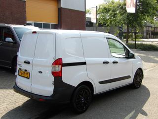 Voertuigafbeelding 4