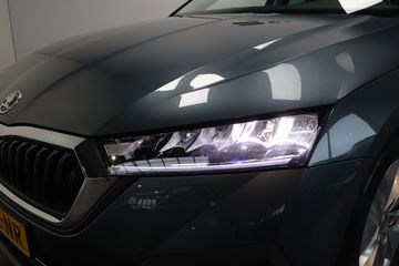 Voertuigafbeelding 5