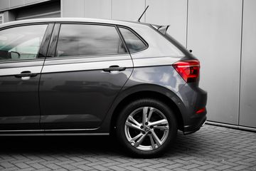 Voertuigafbeelding 19