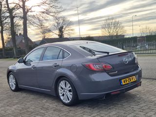 Voertuigafbeelding 6