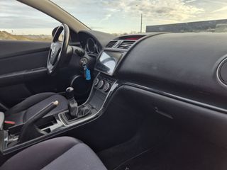 Voertuigafbeelding 9