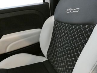 Voertuigafbeelding 23