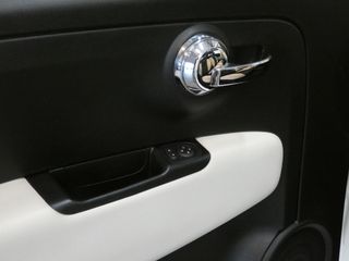 Voertuigafbeelding 26