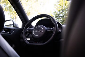 Voertuigafbeelding 14