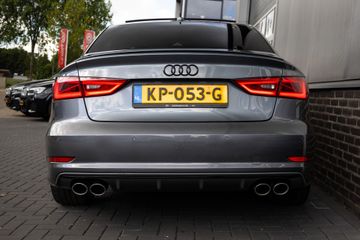 Voertuigafbeelding 3