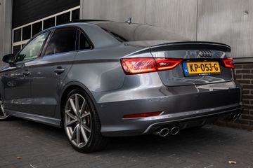 Voertuigafbeelding 4