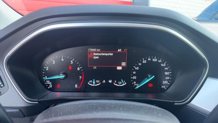 Voertuigafbeelding 4