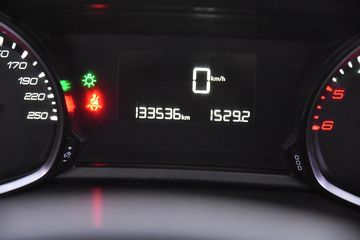 Voertuigafbeelding 16