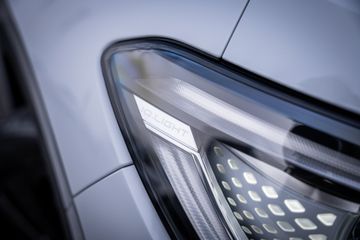 Voertuigafbeelding 4