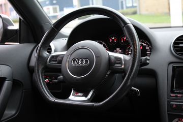 Voertuigafbeelding 9