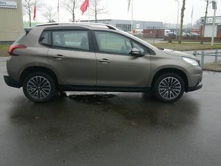 Voertuigafbeelding 4